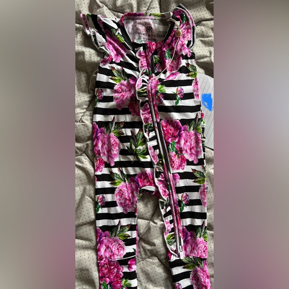 New Bums & Roses Pink It Over shortsleeve romper